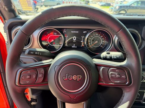 Used 2023 Jeep Wrangler Unlimited Sport AWD/4WD image 24