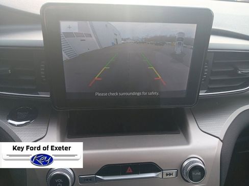 Certified 2022 Ford Explorer XLT w/ Equipment Group 202A image 35