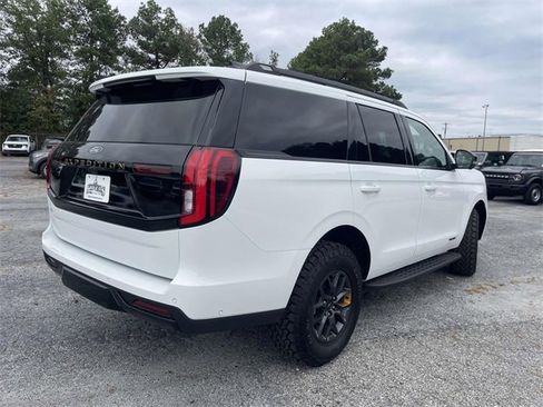 New 2025 Ford Expedition Tremor image 3