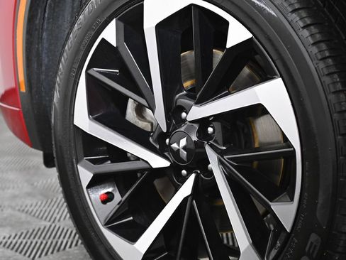 Used 2024 Mitsubishi Outlander SEL image 36