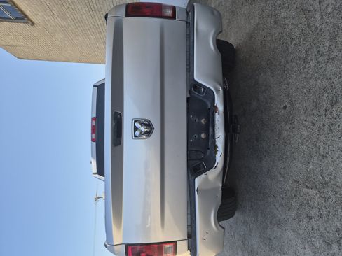 Used 2013 RAM 1500 Express RWD image 8