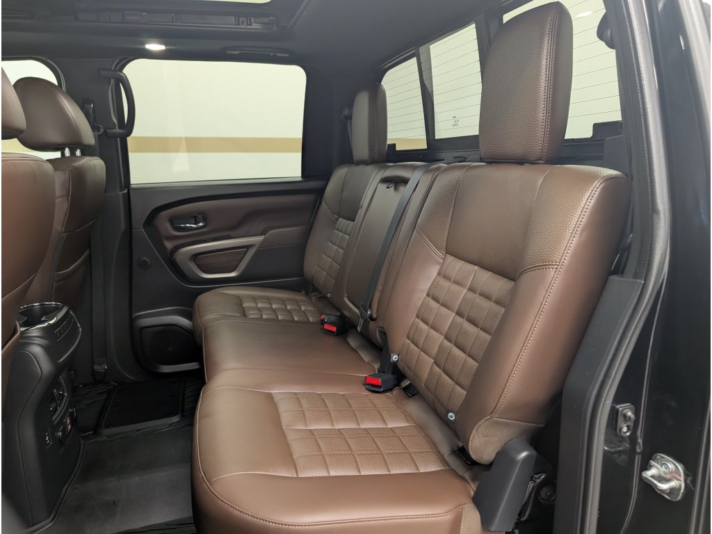 Used 2023 Nissan Titan Platinum Reserve w/ Moonroof Package AWD/4WD image 17