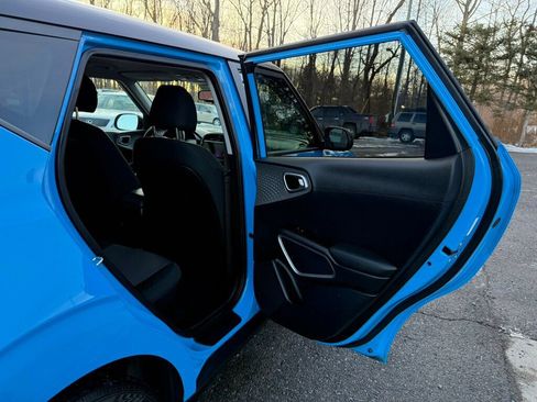 Used 2023 Kia Soul S image 33