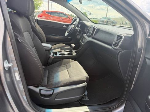 Used 2017 Kia Sportage LX FWD image 6