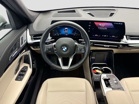Certified 2025 BMW X1 xDrive28i w/ Premium Package image 10
