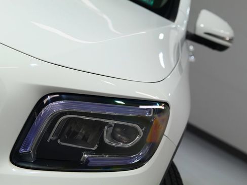 Certified 2023 Mercedes-Benz GLB 250 4MATIC image 10