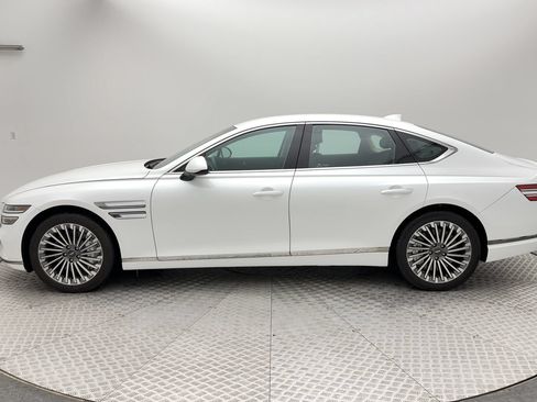 Certified 2024 Genesis G80 AWD/4WD image 5