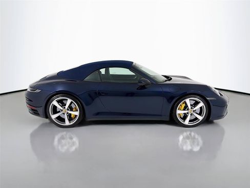 Used 2021 Porsche 911 Cabriolet image 27