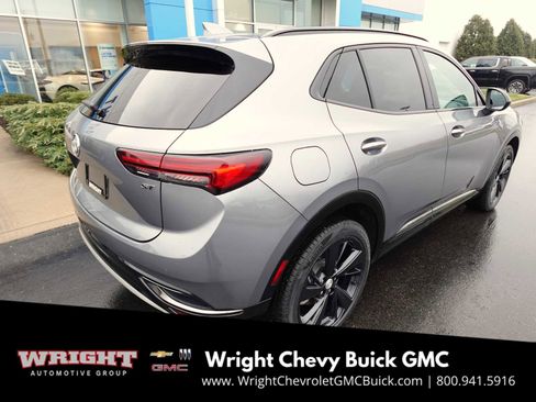 Used 2021 Buick Envision Essence w/ Technology Package I image 3