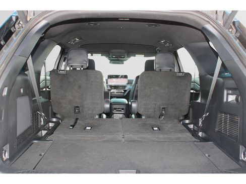 Used 2025 Ford Explorer ST-Line image 23