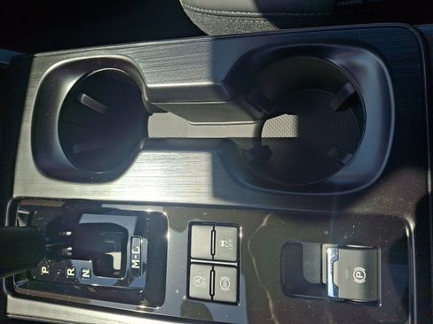 New 2026 Subaru Outback Premium AWD/4WD image 18