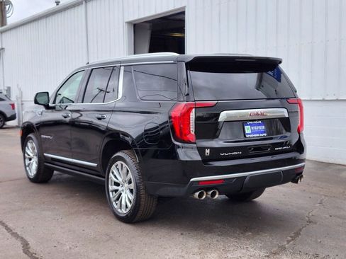 Used 2023 GMC Yukon Denali w/ LPO, Floor Liner Package AWD/4WD image 3