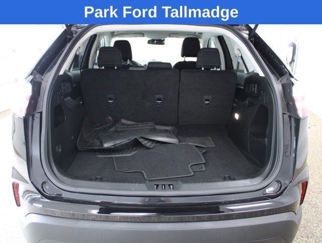 Used 2024 Ford Edge SE AWD/4WD image 5