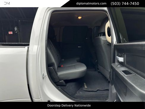 Used 2019 RAM 3500 Tradesman image 21