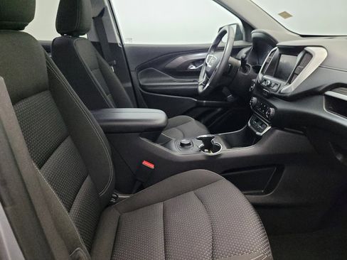 Used 2024 GMC Terrain SLE image 21