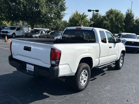 Used 2023 Toyota Tacoma SR RWD image 4