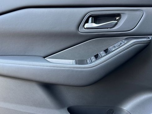 New 2026 Nissan Rogue SV image 8