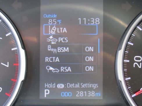 Used 2022 Toyota RAV4 XLE image 2