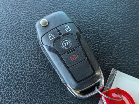 Used 2022 Ford F250 XLT w/ XLT Premium Package image 30