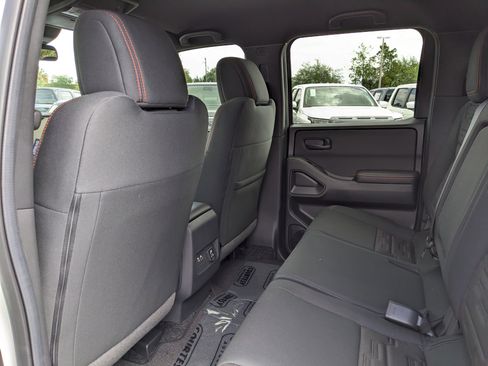 New 2026 Nissan Frontier PRO-4X w/ Pro-4x Convenience Package AWD/4WD image 18