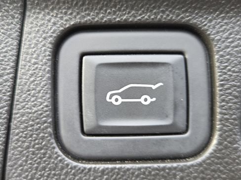 Used 2023 GMC Acadia AT4 w/ Trailering Package image 21