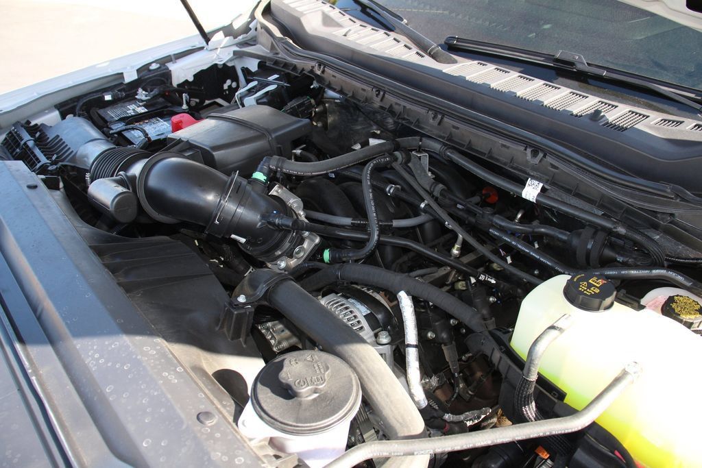 Certified 2026 Ford F350 Lariat AWD/4WD image 29
