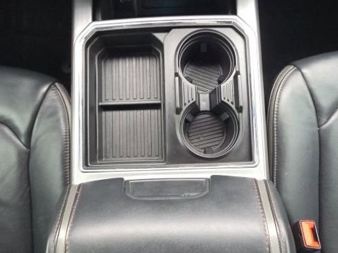 Used 2022 Ford F250 Platinum image 38