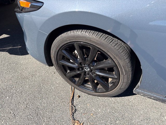 Used 2025 MAZDA MAZDA3 Carbon AWD/4WD image 3