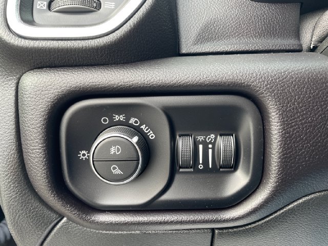 Used 2023 RAM 2500 Laramie AWD/4WD image 27