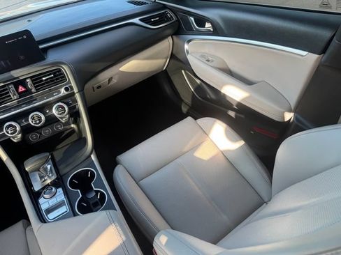 Used 2023 Genesis G70 2.0T AWD/4WD image 25