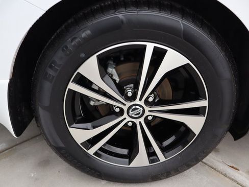 Used 2022 Nissan Sentra SV w/ All-Weather Package image 40