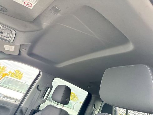 Used 2021 Chevrolet Silverado 2500 LT w/ Convenience Package image 22