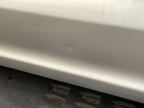 Used 2018 Ford F150 Raptor w/ Equipment Group 802A Luxury image 30