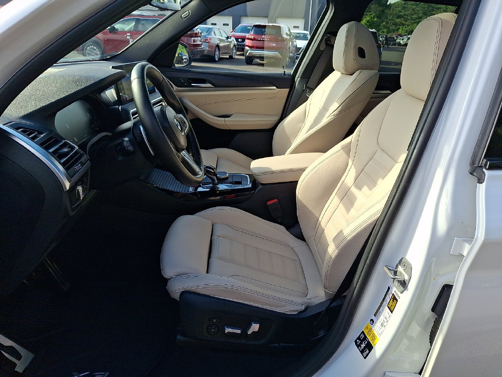 Used 2022 BMW X3 xDrive30i w/ M Sport Package 2 AWD/4WD image 15