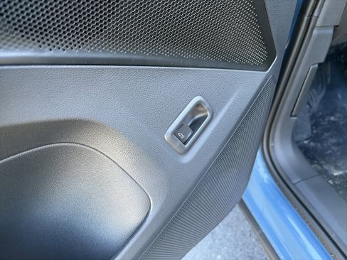 New 2026 Volkswagen Tiguan SE image 11