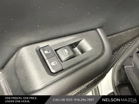 Used 2023 Jeep Grand Cherokee L Laredo AWD/4WD image 36