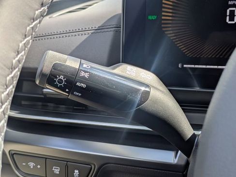 New 2026 Kia Carnival LXS FWD image 27