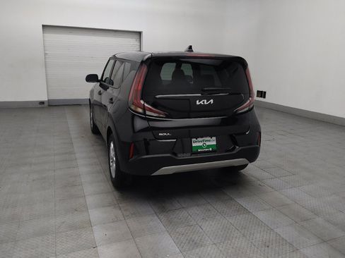 Used 2025 Kia Soul LX w/ LX Technology Package image 5
