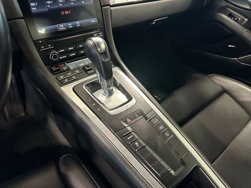 Used 2021 Porsche 718 Cayman image 29