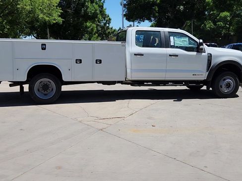 New 2025 Ford F550 4x4 Crew Cab Super Duty image 13