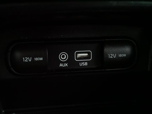 Used 2018 Kia Sorento LX AWD/4WD image 29