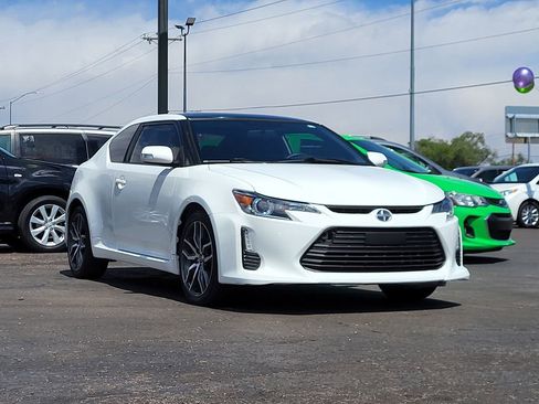 Used 2014 Scion tC FWD image 7
