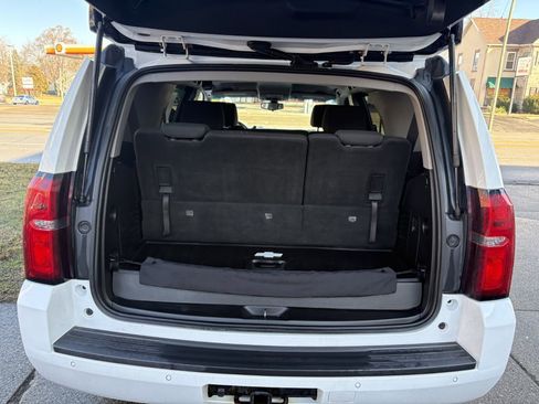 Used 2019 Chevrolet Tahoe LS w/ All-Season Package image 13
