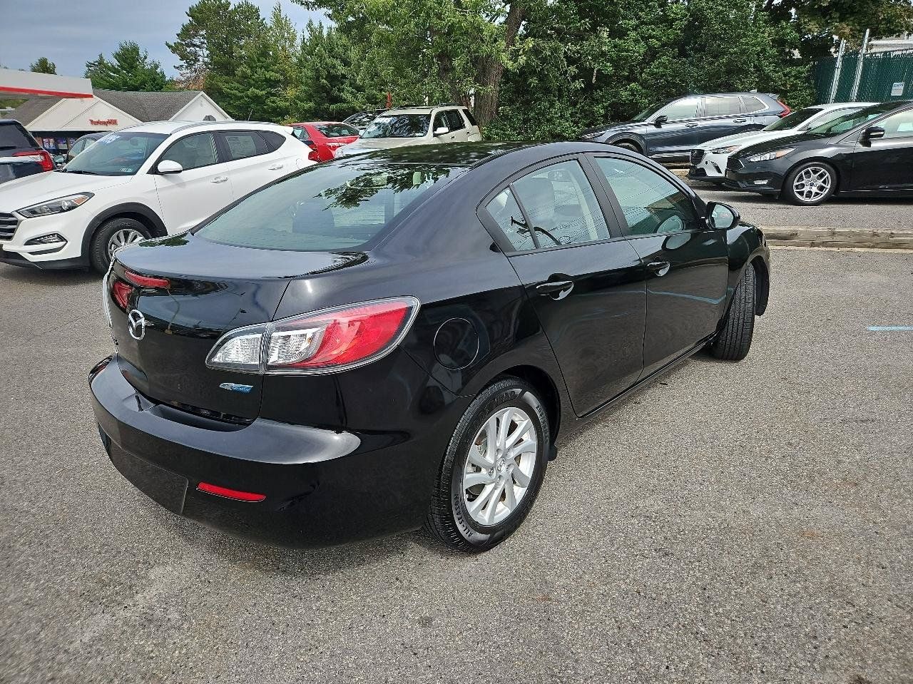 Used 2012 MAZDA MAZDA3 i Touring FWD image 3
