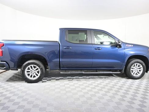 Used 2021 Chevrolet Silverado 1500 RST w/ Convenience Package II AWD/4WD image 8