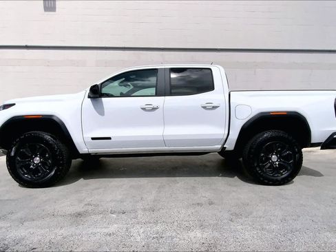 Used 2024 GMC Canyon Elevation w/ Convenience Package RWD image 3