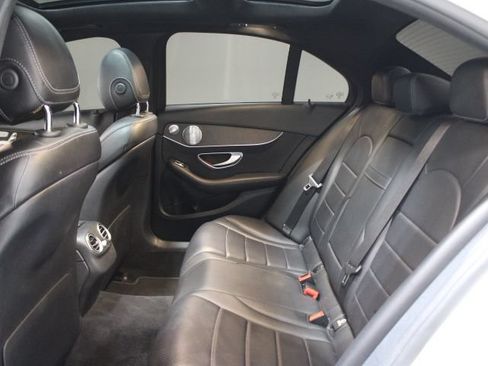 Used 2019 Mercedes-Benz C 300 4MATIC Sedan image 20