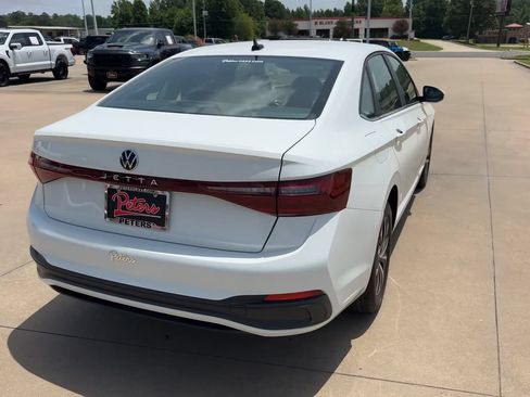 Used 2025 Volkswagen Jetta S FWD image 8