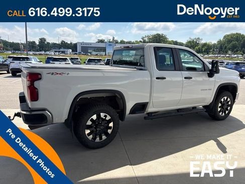 Used 2021 Chevrolet Silverado 2500 W/T w/ WT Fleet Convenience Package AWD/4WD image 7