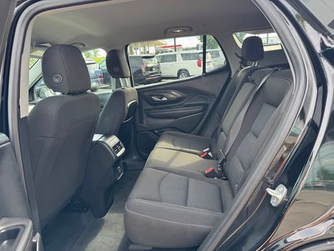 Used 2022 GMC Terrain SLE w/ Driver Convenience Package FWD image 25